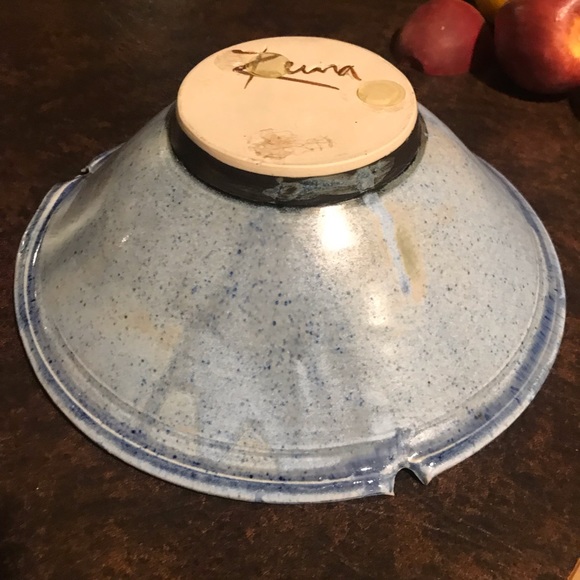 ARTISAN DESIGNED AND SIGNED  POTTERY - Picture 5 of 12